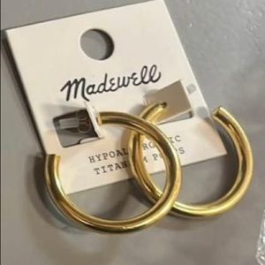 Madewell medium chunky hoop